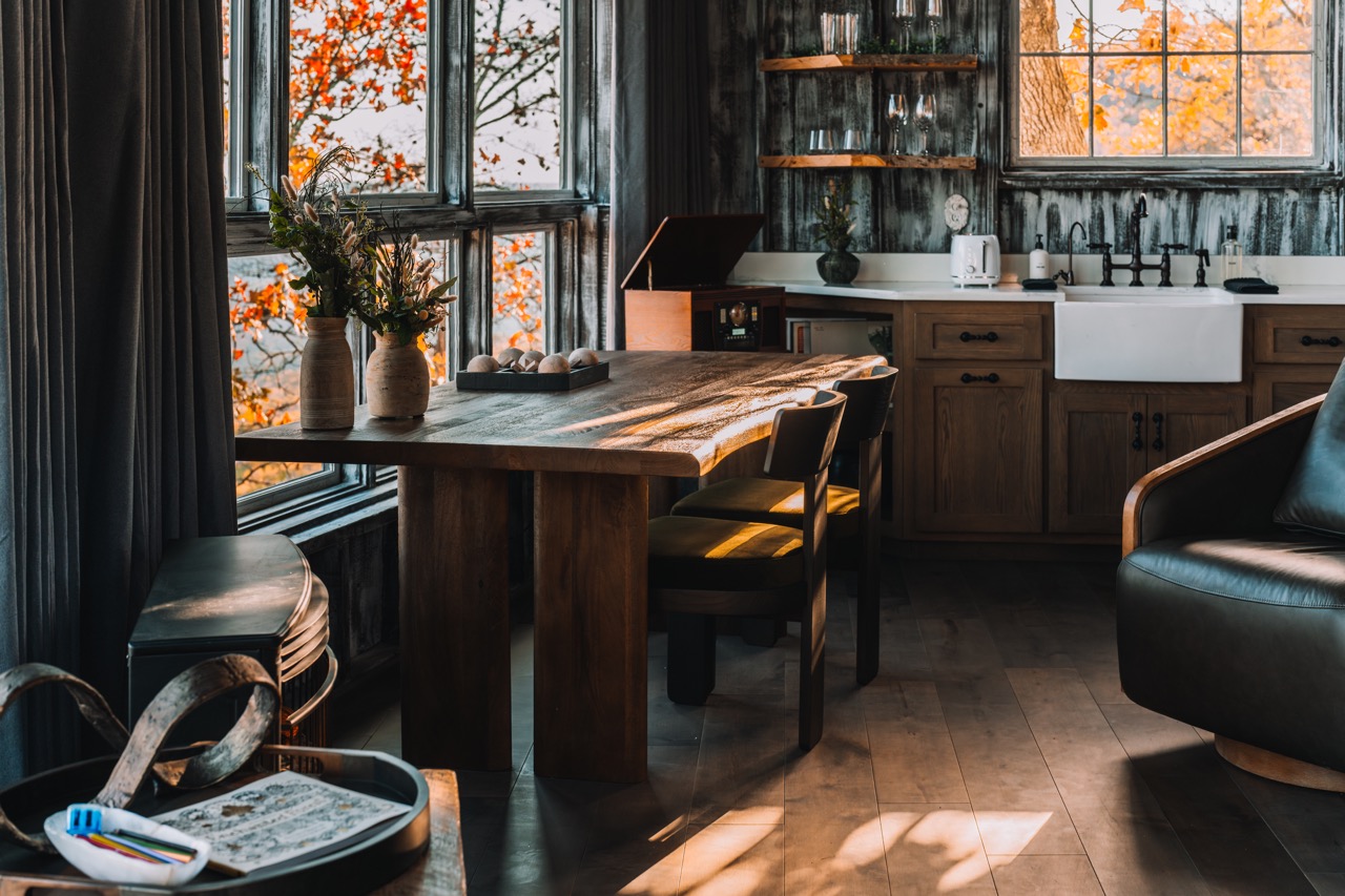 Arhaus Treehaus - Bolt Farm Treehouse